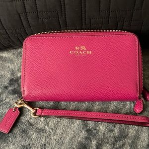 Coach Double Zip Wallet (Magenta) Preloved Condition